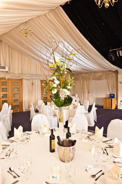 Calderfields Golf & Country Club Hotel Walsall Bagian luar foto