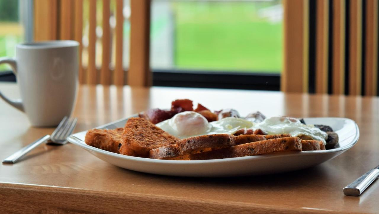 Calderfields Golf & Country Club Hotel Walsall Bagian luar foto
