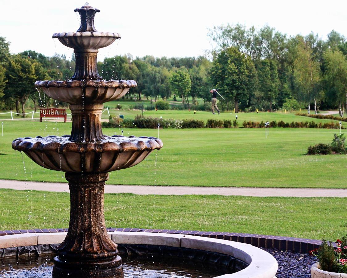Calderfields Golf & Country Club Hotel Walsall Bagian luar foto